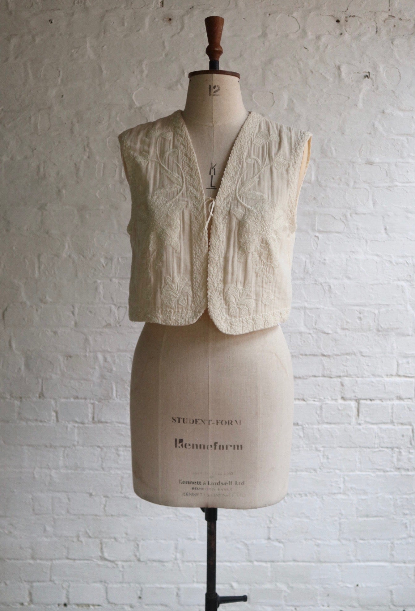 70s Embroidered Waistcoat | 12