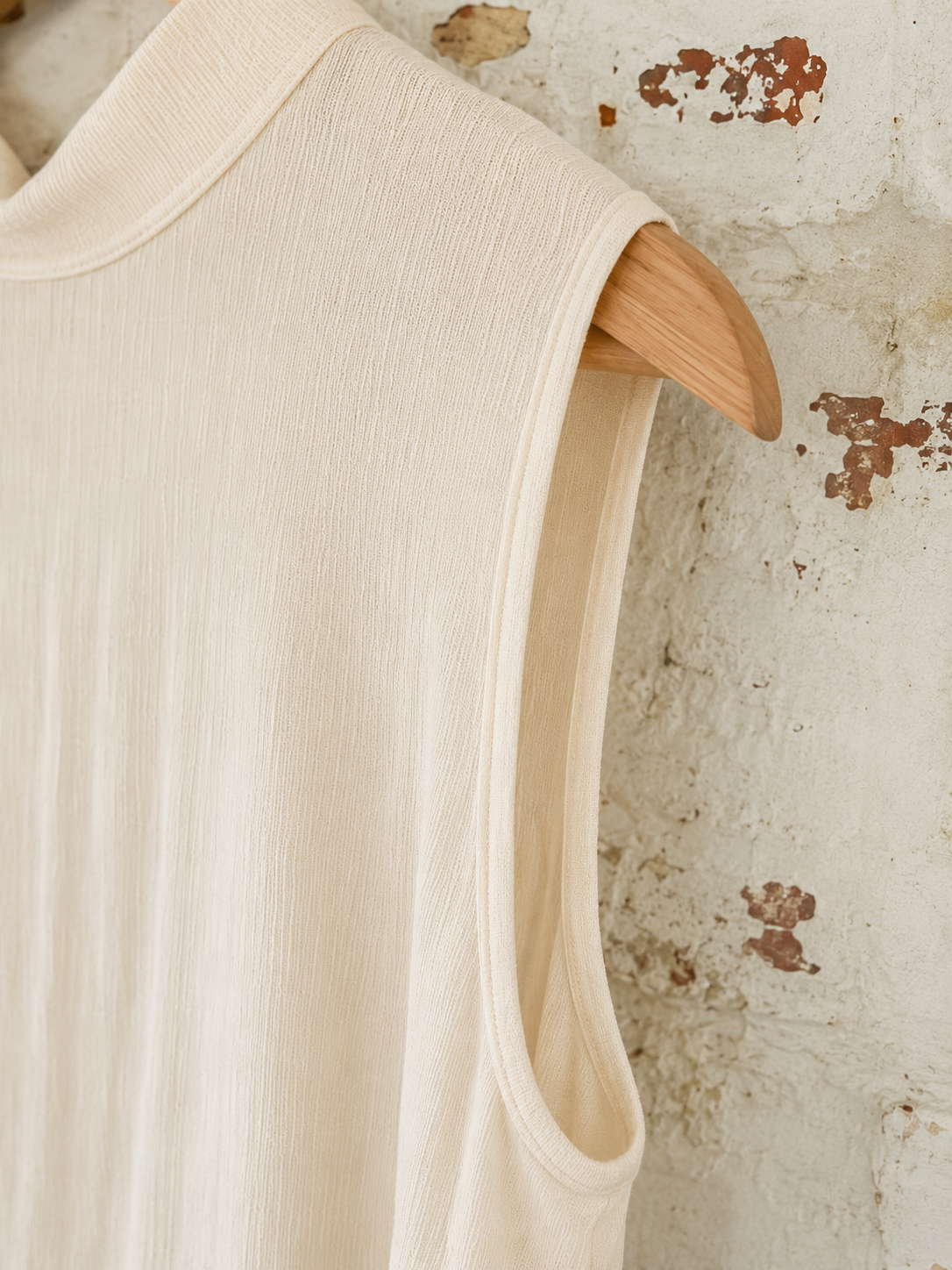 Minimalist Textured Tank | M
