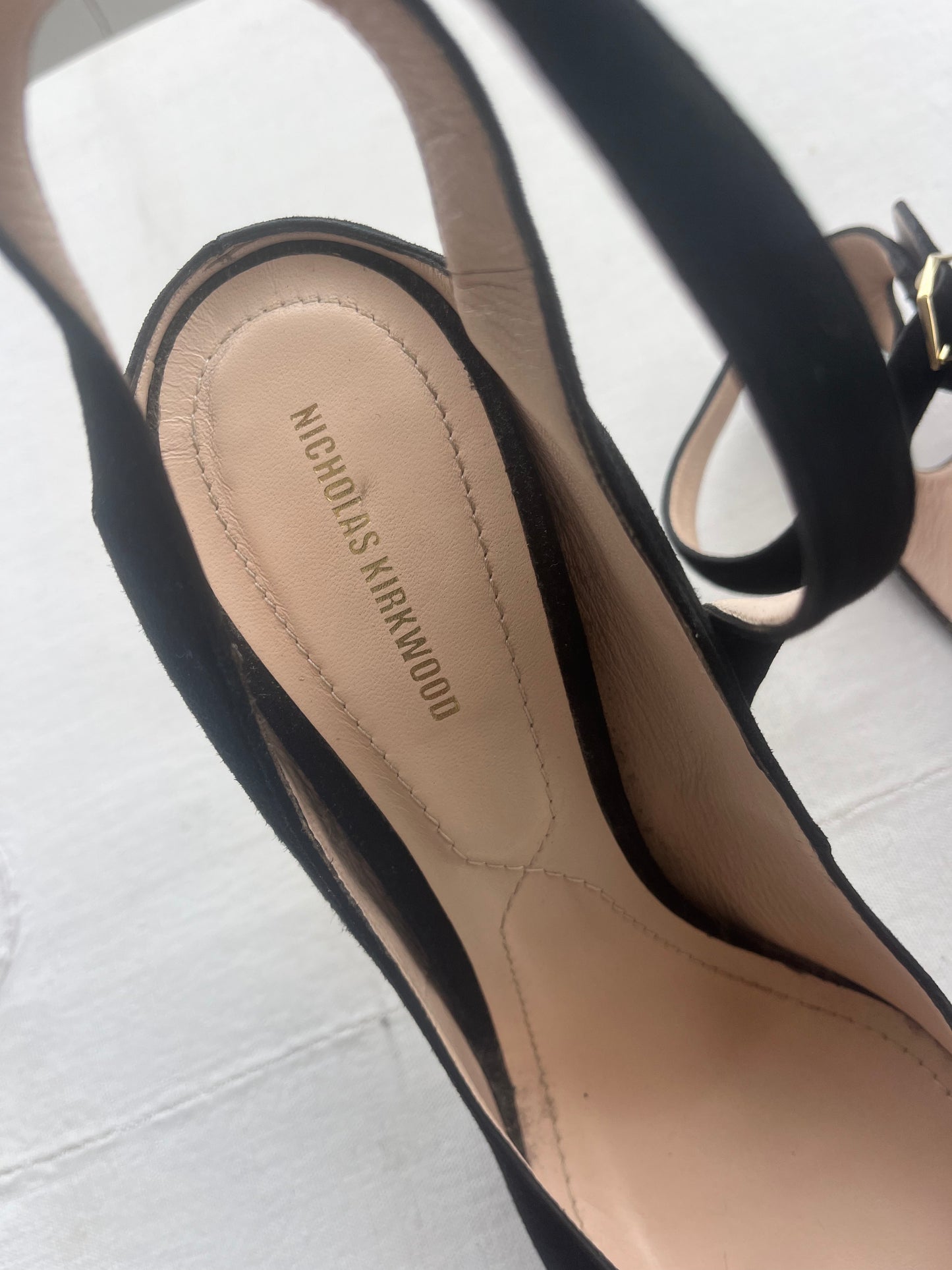 Black Suede & Pearl Nicholas Kirkwood party pumps | 40.5