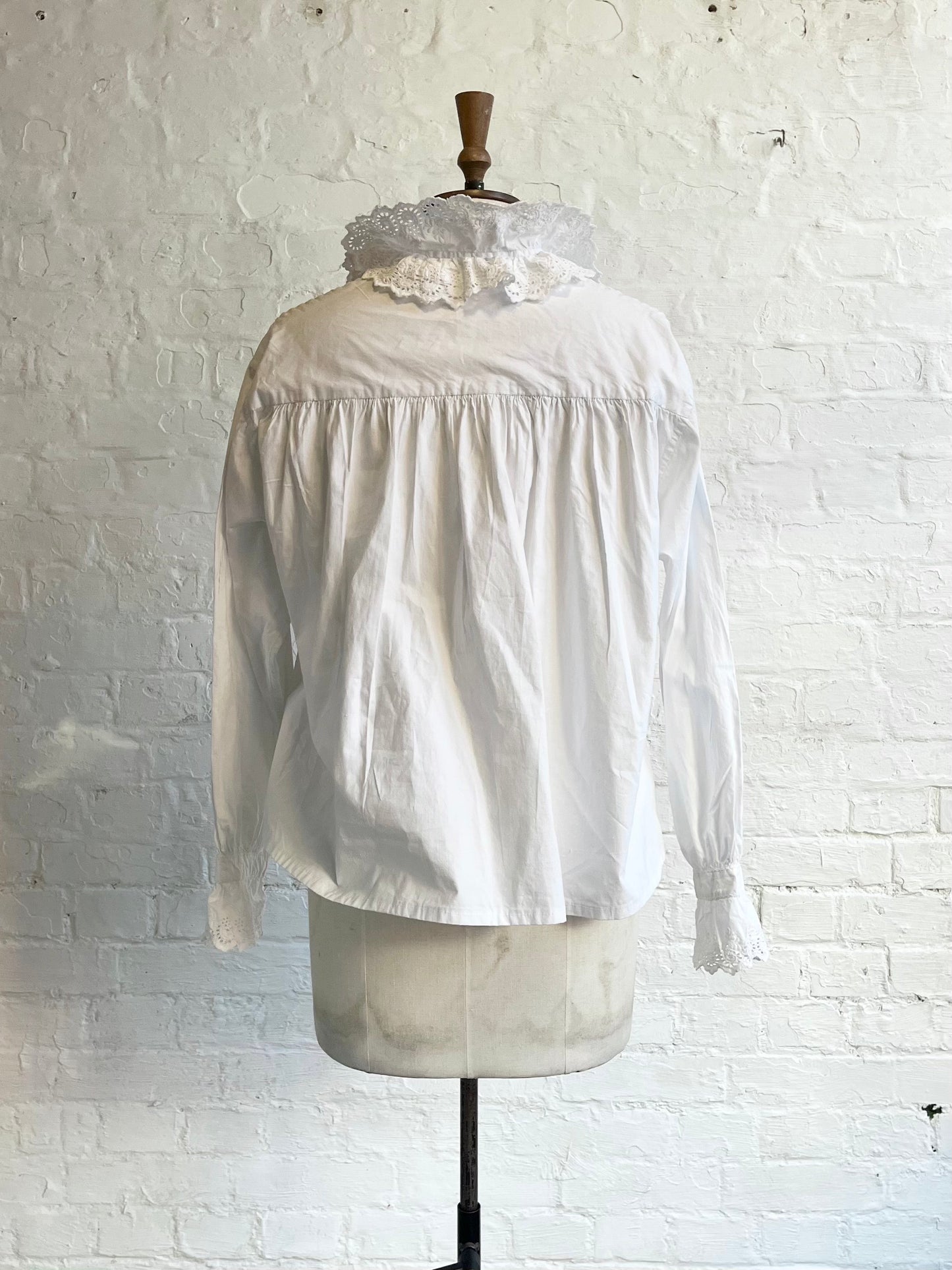 Antique  White Cotton Blouse | M