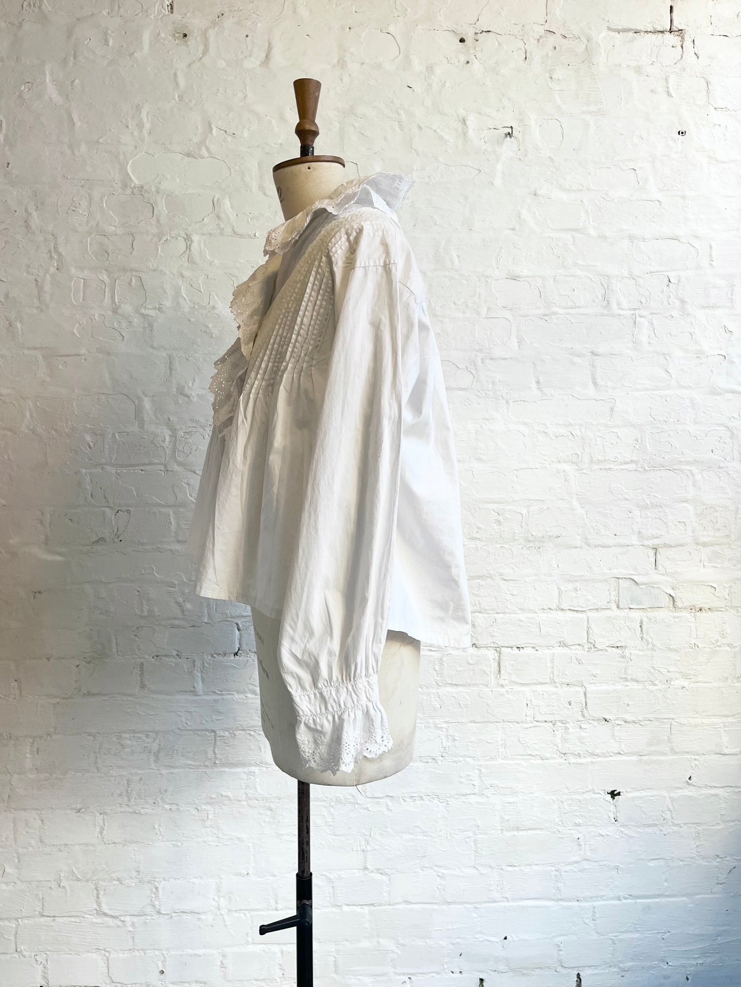 Antique  White Cotton Blouse | M