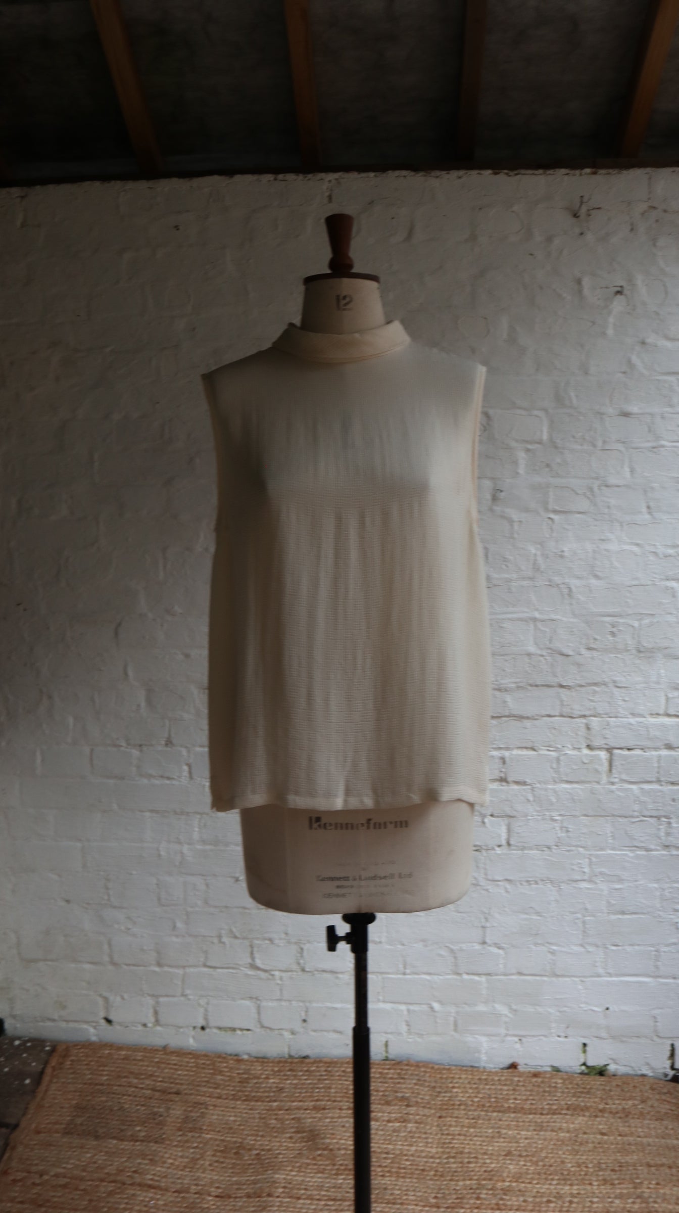 Minimalist Textured Tank | M