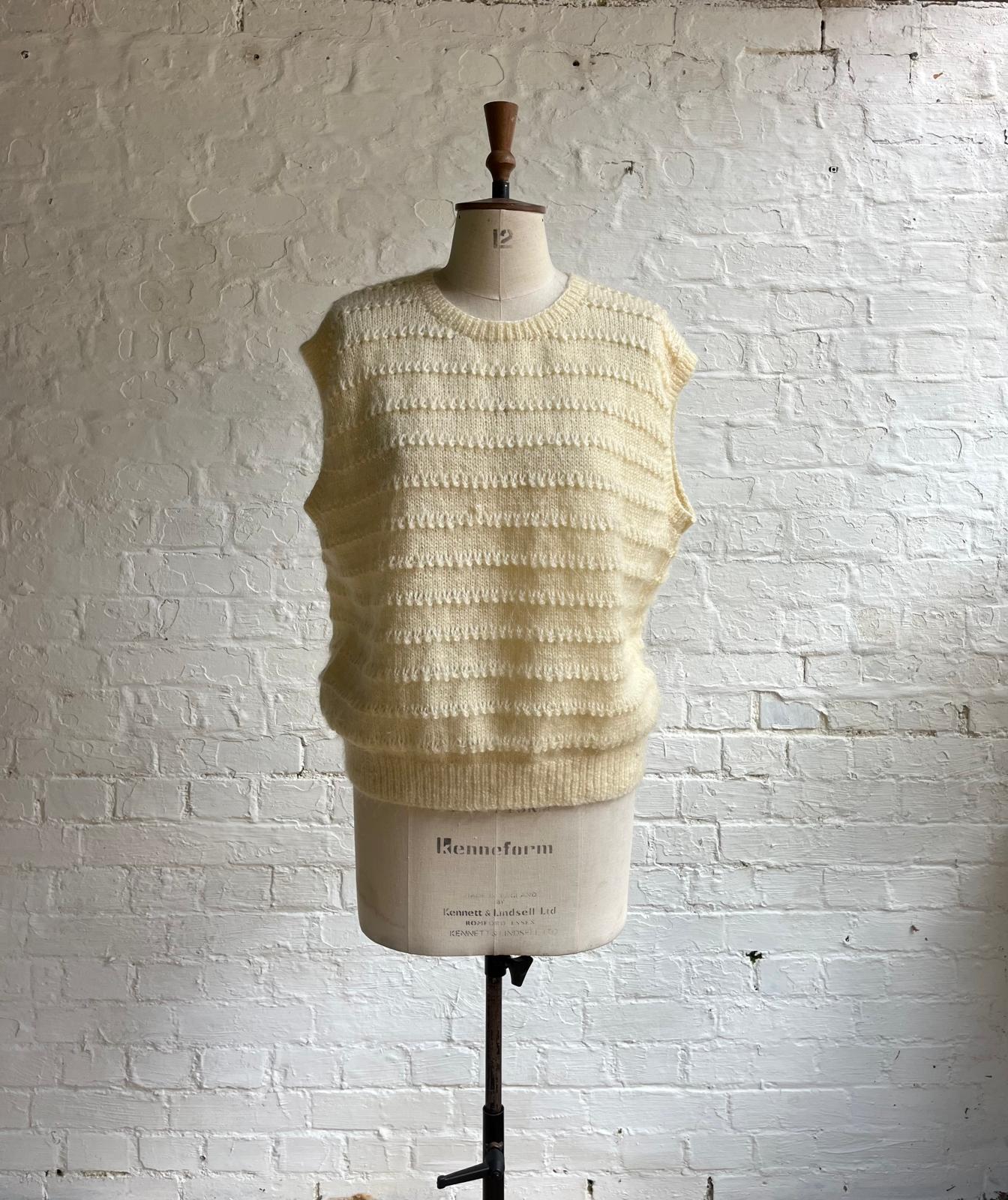 Cream wool knit tank top - front view detail